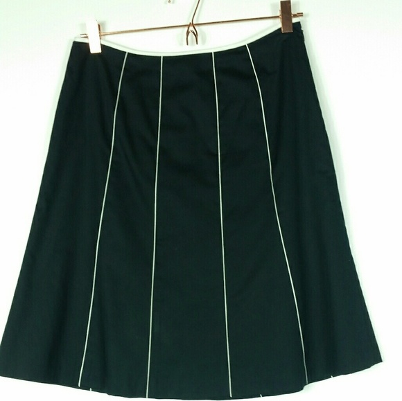 Ann Taylor skirt - Picture 2 of 4